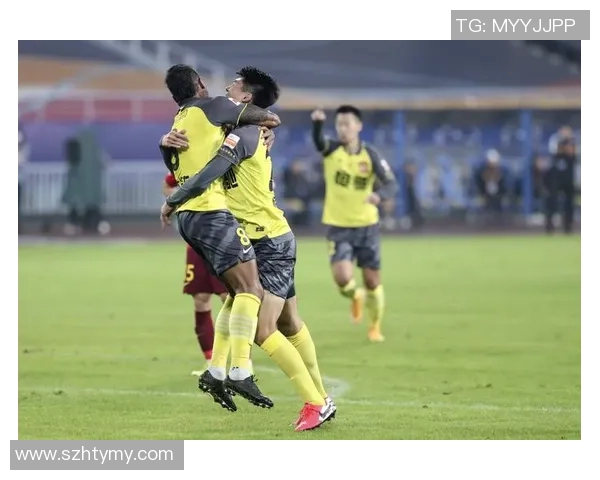 恒大与华夏幸福激战正酣现场直击精彩瞬间回顾与分析