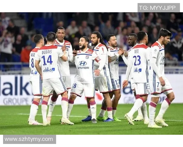 波尔多与马赛的激烈对决揭示法甲联赛的竞争魅力与球队实力较量