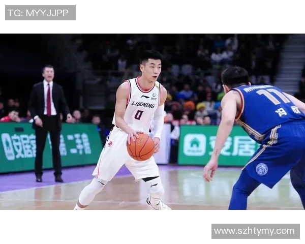 高诗岩:从青涩球员到篮球场上的璀璨明星之路探索 高诗岩:从青涩球员到篮球场上的璀璨明星之路探索